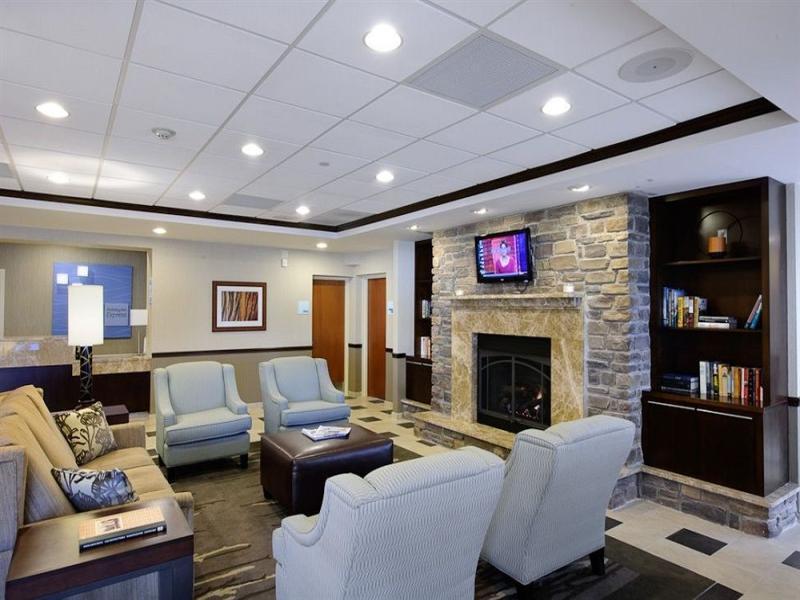 Holiday Inn Express Philadelphia Airport By Ihg Essington Bagian luar foto